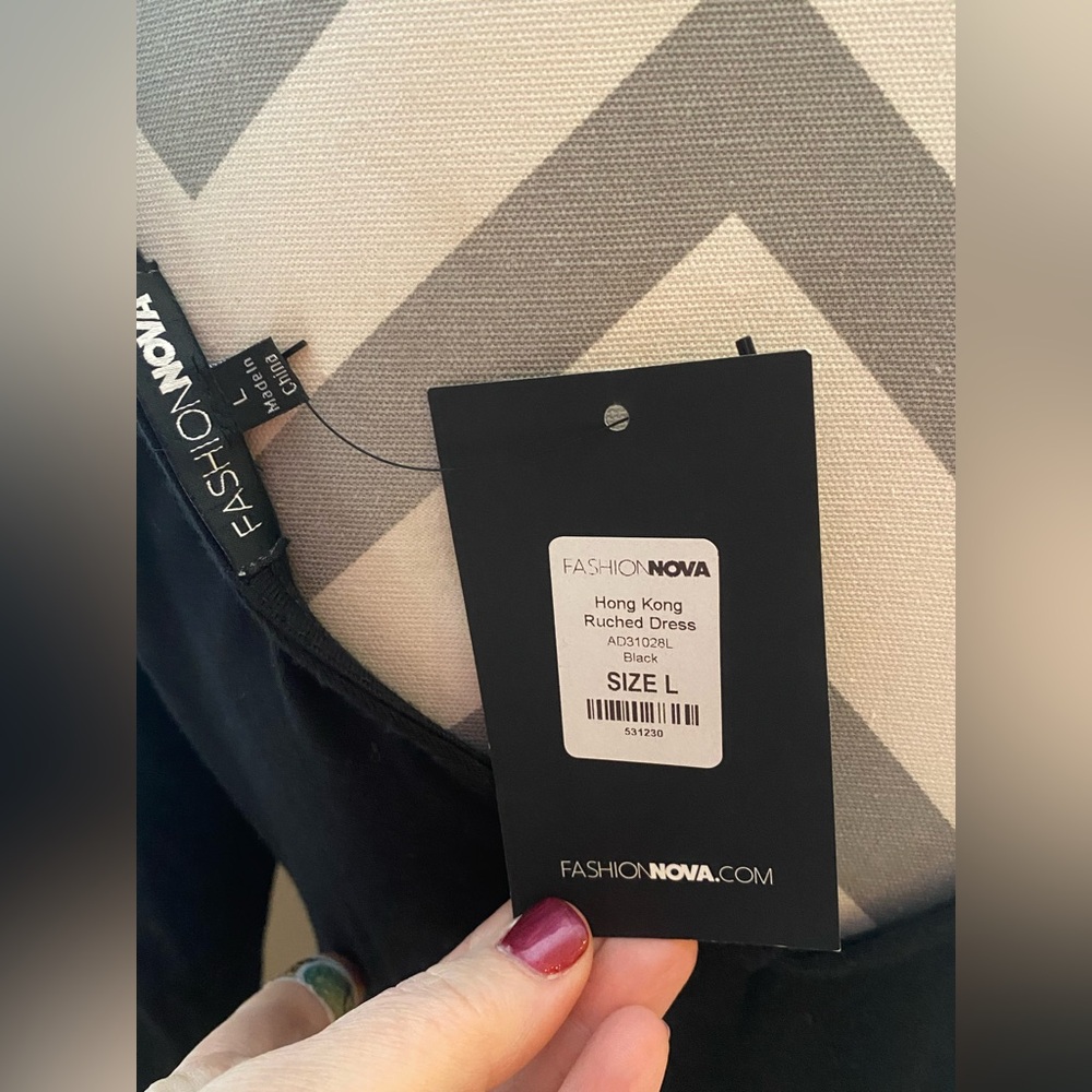 New Fashion Nova Large Black Bodycon Dress - Picture 5 of 7